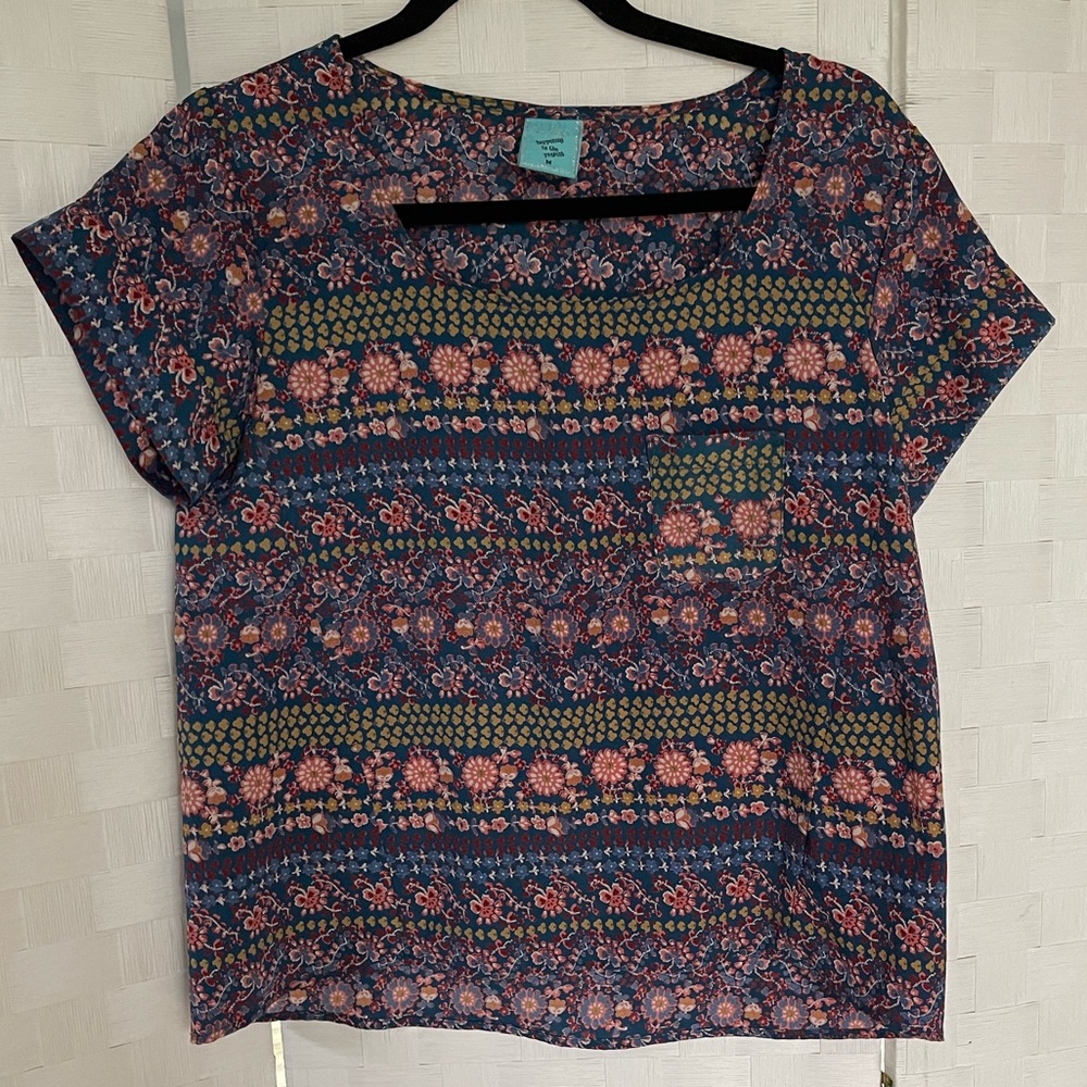 H.I.P. Women’s Multicolor Floral Front Pocket Blouse Top SZ M